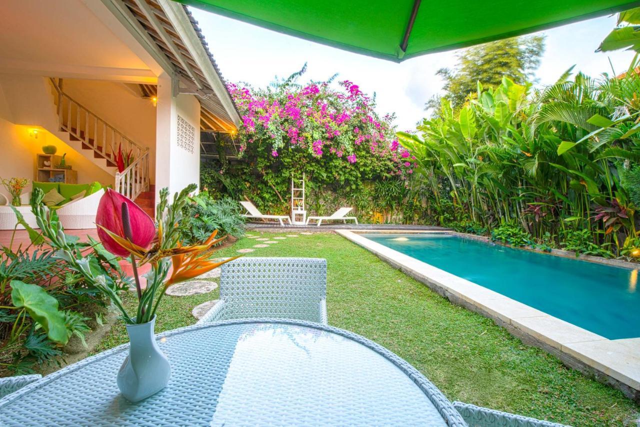 Villa Enjoy - Seminyak Center Exteriör bild