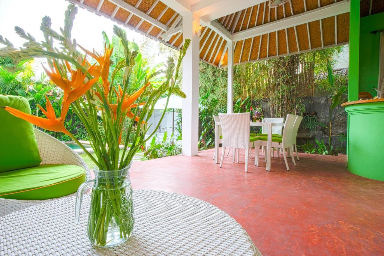 Villa Enjoy - Seminyak Center Exteriör bild