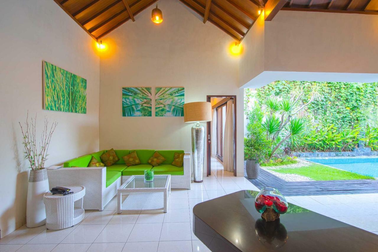 Villa Enjoy - Seminyak Center Exteriör bild